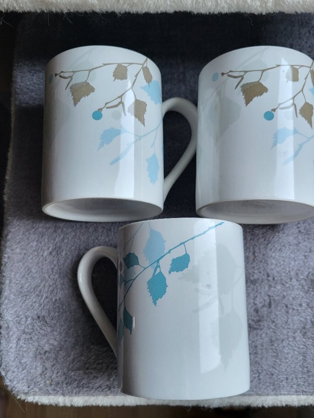 Corelle Coordinates Leaves brown and blue stoneware mugs set of 3 GUC SEE PICS